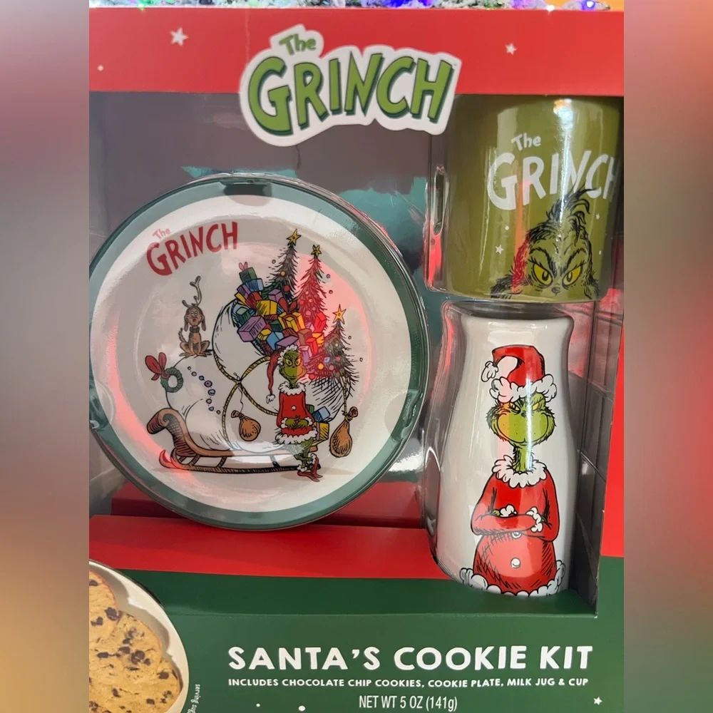 The Grinch Santa’s Cookie Kit – Plate, Mug, Milk Jug + Cookies | New in Box‎